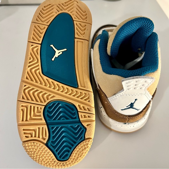 NWOT RARE Jordan 4 Retro ‘Cacao Wow’ Toddler Shoe - Picture 2 of 4